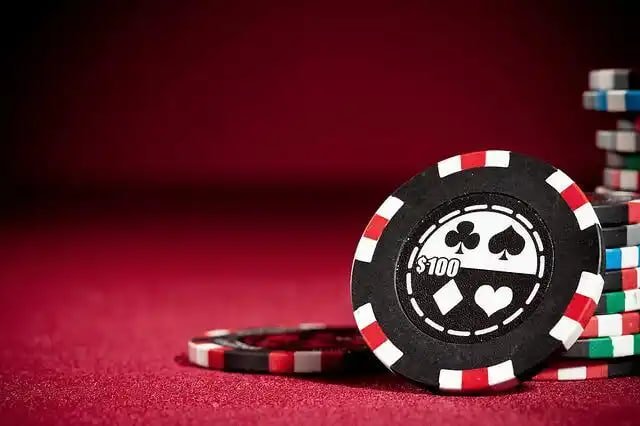 Live casino lobby on pub777 login with dealer tables visible